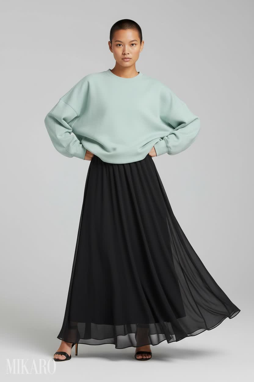 Effortless Chic: Oversized Sweatshirt & Flowy Maxi Skirt