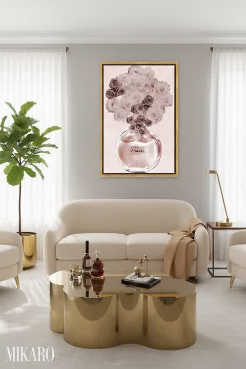 Mid-Century Modern Living Room: Gold Accents & Chic Decor for a Stylish Home
